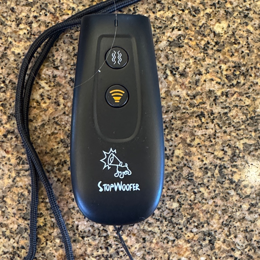 StopWoofer Dog Training Device - Picture 6 of 6